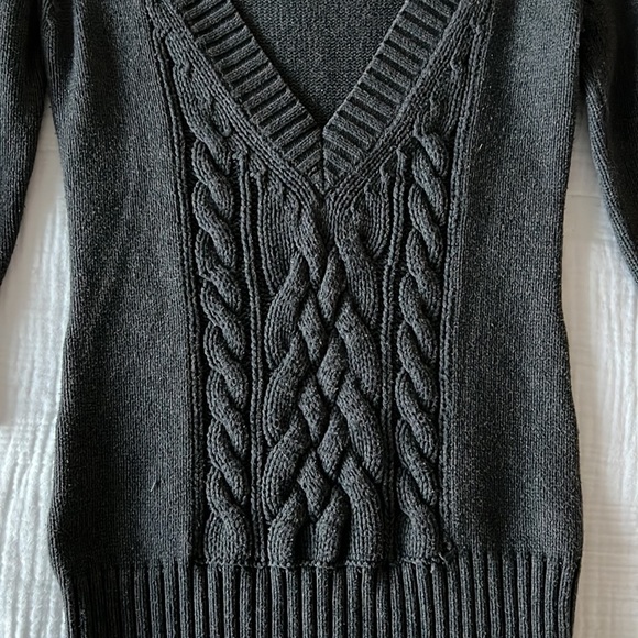 XS Old Navy Sweater - Picture 2 of 3